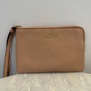 Coach Outlet Corner Zip Wristlet (Pink/Cream)